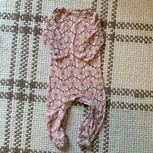 Kate Quinn Long Sleeve Lap Neck Snap Footie, Pink Art Deco